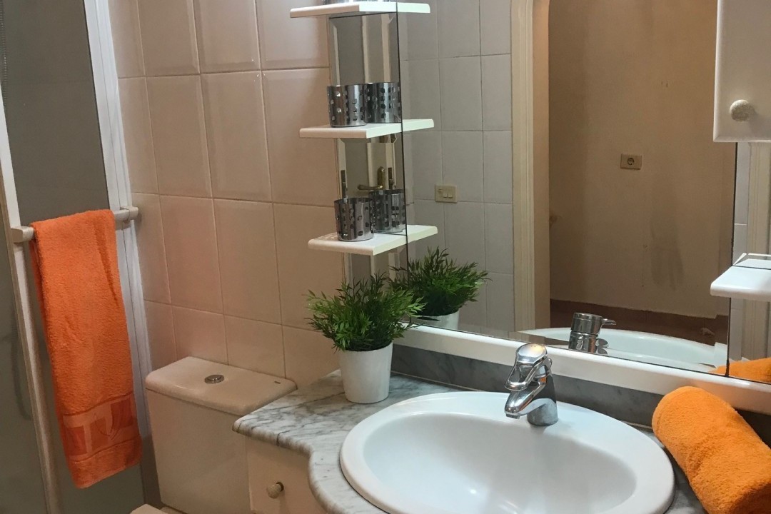 Mogan  El  Marinero -  1  bedroom + 2 bathrooms. - Master Bathroom EnSuite